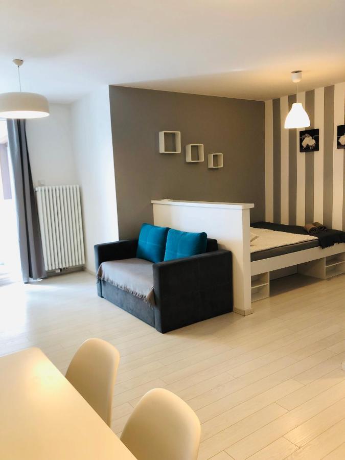 Waw Apartamenty Manhattan Warsaw Luaran gambar