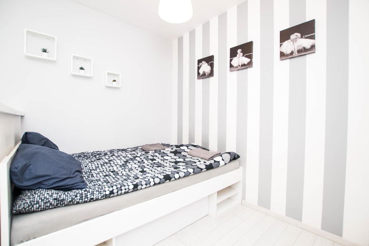 Waw Apartamenty Manhattan Warsaw Luaran gambar
